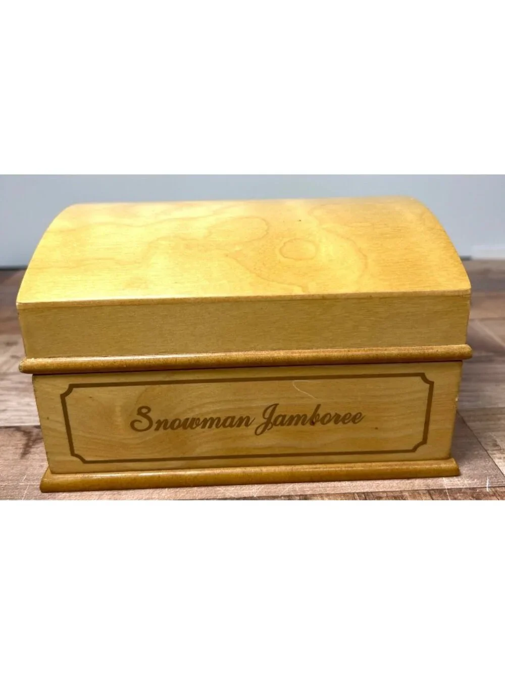 Wooden Snowman Jamboree Music Box With Figurines & Rotating Scene